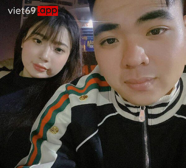 Ảnh 1 của Địt em người yêu chubby đang sướng mà anh cứ móc