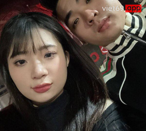 Ảnh 3 của Địt em người yêu chubby đang sướng mà anh cứ móc