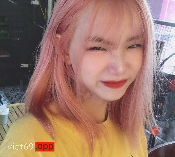 Ảnh 10 của Địt em người yêu lồn không lông xinh gái chơi cực phê (Full Clip + Pic)