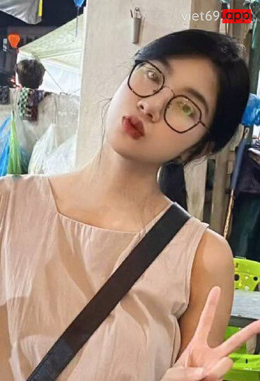 Ảnh 9 của Địt em người yêu sinh viên xinh dâm – Phần 3 (Full clip + Pic)