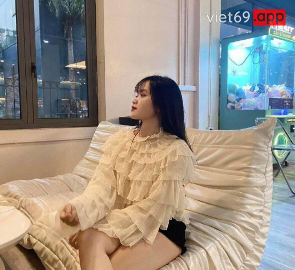 Ảnh 1 của Địt em người yêu váy trắng mông to em nhún cực sung