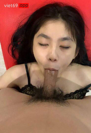 Ảnh 5 của Em gái lớp 12 xinh dâm mặc lọt khe bú mút cực phê bị địt như 1 con đĩ – Phần 1