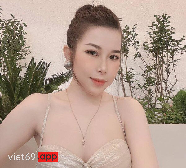 Ảnh 1 của Em gái miền Tây vú to và chồng chịch nhau khẩu dâm rên rỉ trong phòng trọ