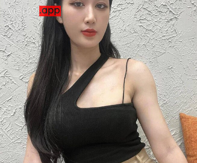 Ảnh 4 của Em gymer Bùi Thu Hằng lộ clip sex địt nhau với người yêu trong khách sạn