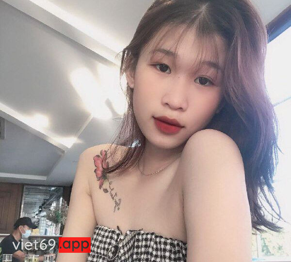 Ảnh 1 của Em học sinh bị bạn trai chịch em rên như bị cắt tiết (Full Clip + Pic)