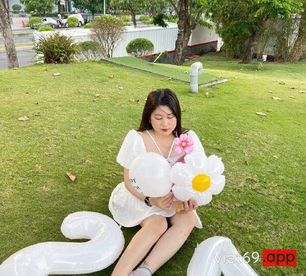 Ảnh 6 của Em người yêu chubby vú sừng trâu dập cực sung trong khách sạn