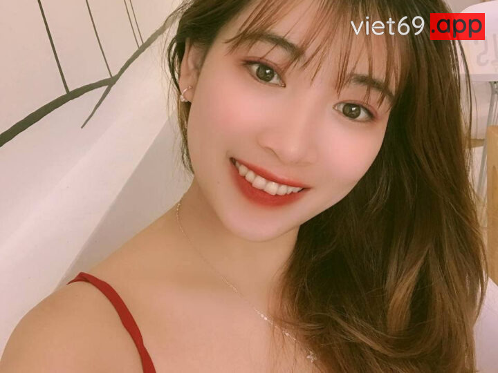 Ảnh 1 của Em người yêu dễ thương lúc chịch mà em cứ cười