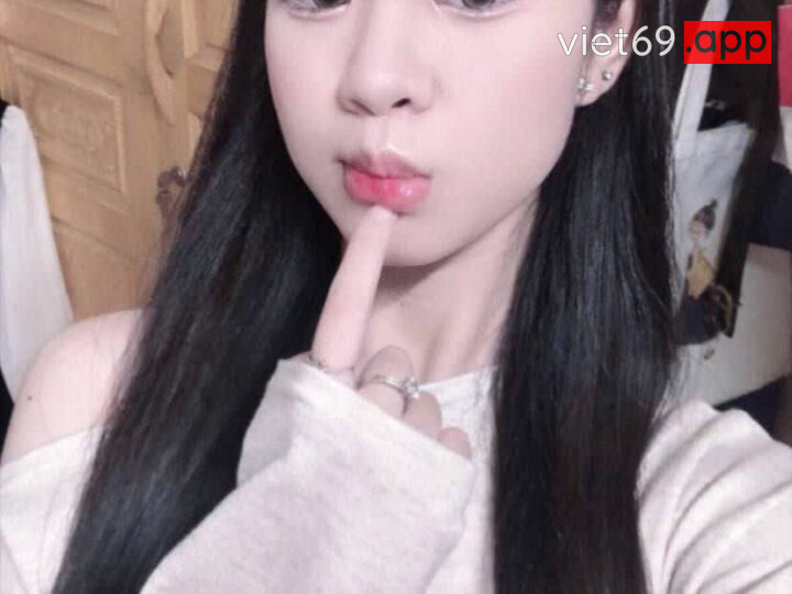 Ảnh 2 của Em Thanh Nghi lộ clip sex bạo dâm cùng bố đường