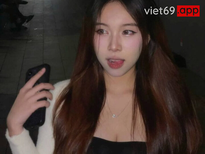 Ảnh 1 của Full Clip Em gái cực xinh lộ clip sex địt nhau với bạn trai – P3