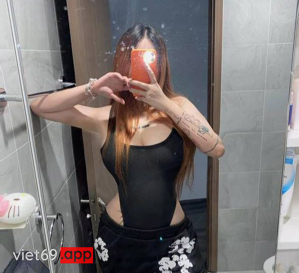 Ảnh 3 của Full clip sex Nguyễn Thu Thảo nttconbuom_uu em địt cả tây đen luôn