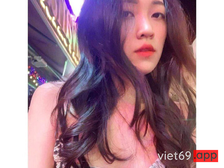 Ảnh 2 của Kéo chân em người yêu lên đụ xuất tinh tràn lồn