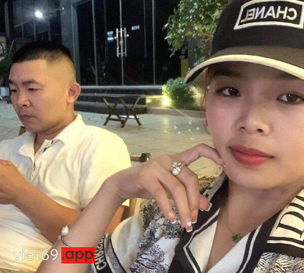 Ảnh 3 của Lộ clip sex cặp vợ chồng vùng cao chịch vợ sướng rên la (Full Clip + Pic)