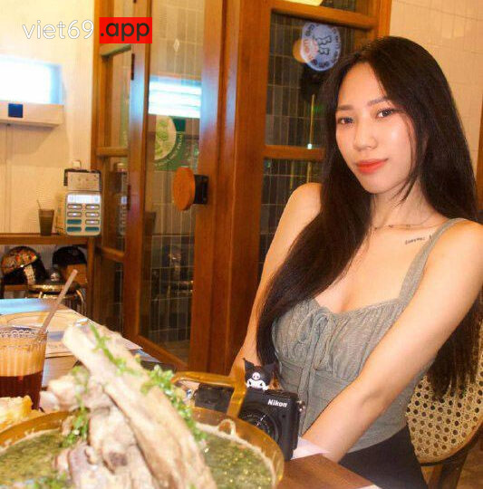Ảnh 14 của Lộ clip sex Chịch gái xinh từ nhà tắm đến giường quá phê (Full Clip + Pic)