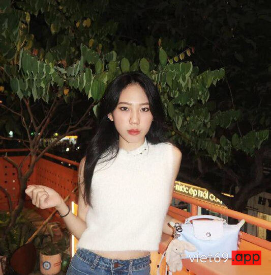 Ảnh 19 của Lộ clip sex Chịch gái xinh từ nhà tắm đến giường quá phê (Full Clip + Pic)