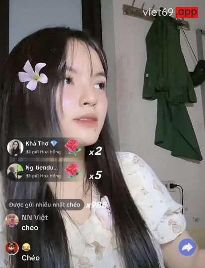 Ảnh 3 của Lộ clip sex dập em Tiktoker Linh Tây
