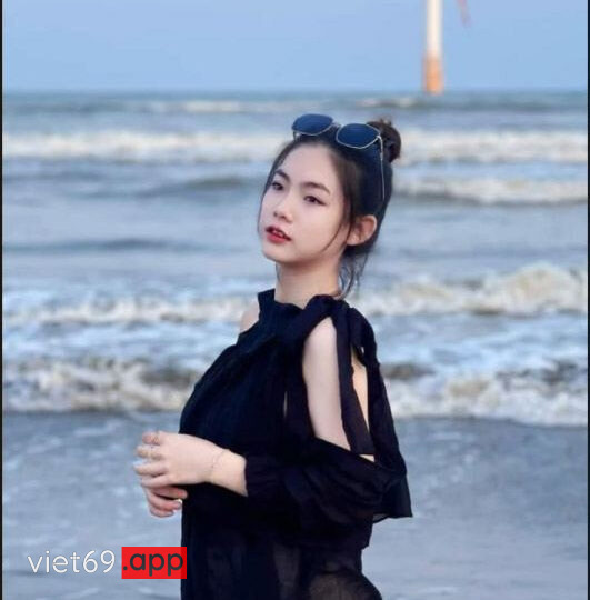 Ảnh 10 của Lộ clip sex Diễm Hương 2k6 mặt dỗi dễ thương