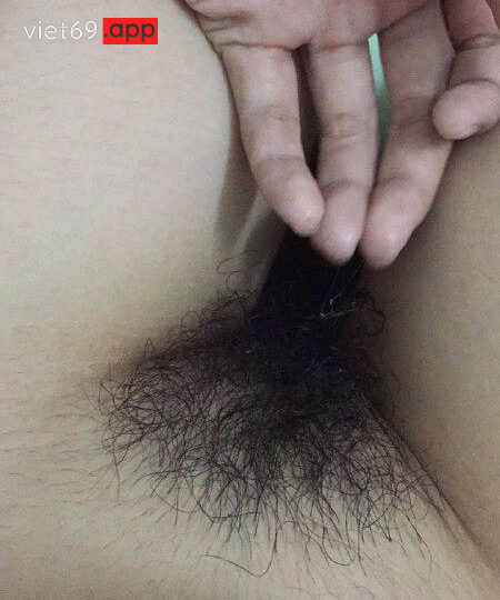 Ảnh 5 của Lộ clip sex em học sinh đeo kính mặc áo dài địt với bạn trai (Full Clip + Pic)