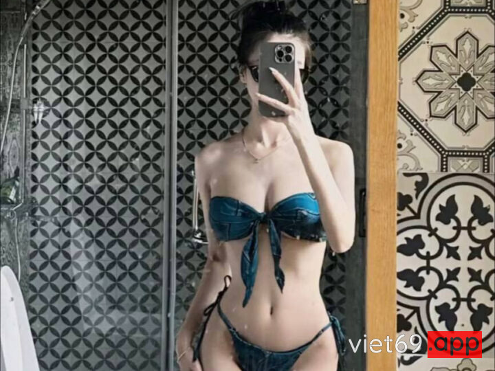 Ảnh 2 của Lộ clip sex Em hotgirl hà nội body ngon vú to chịch nhau với bạn trai (Full Clip)