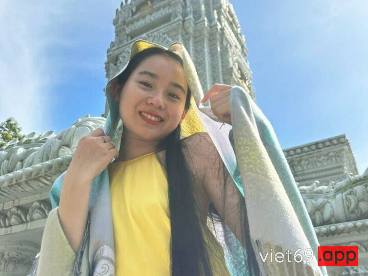 Ảnh 15 của Lộ clip sex Em kính cận mông to máy chịch cực dâm đãng (Full Clip + Pic) – Phần 1
