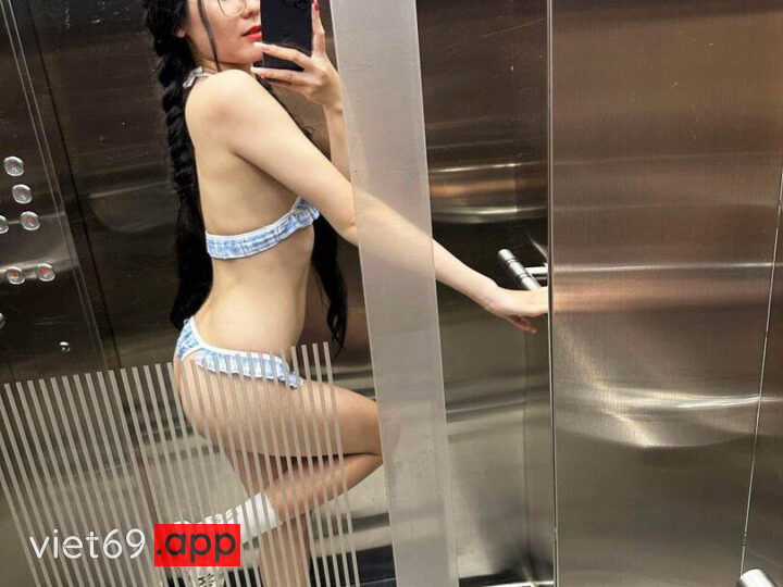 Ảnh 9 của Lộ clip sex Em kính cận mông to máy chịch cực dâm đãng (Full Clip + Pic) – Phần 1