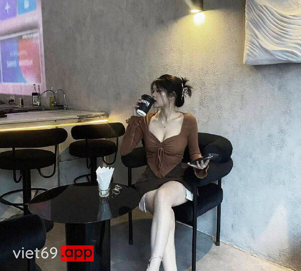 Ảnh 6 của Lộ clip sex em Lê Thảo Phú Thọ bị bạn trai chim to đụ căng cả bướm – Phần 2