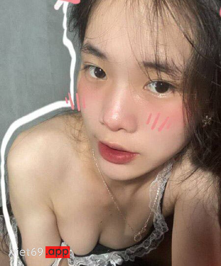 Ảnh 4 của Lộ clip sex em Tiktoker váy hồng địt với người yêu nước nôi lênh láng