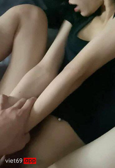 Ảnh 7 của Lộ clip sex em Uyên chịch nhau cực phê với bạn trai