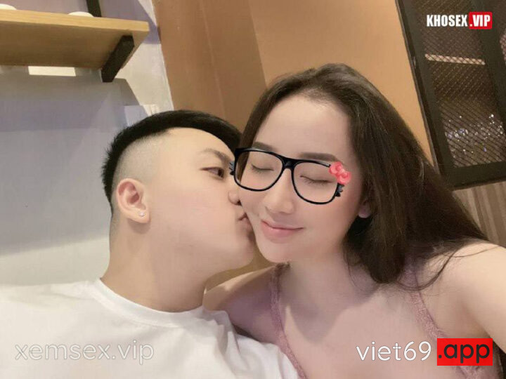 Ảnh 9 của Lộ clip sex em Yến Đỗ cô chủ shop dễ thương (Bản mới update 04-2025)