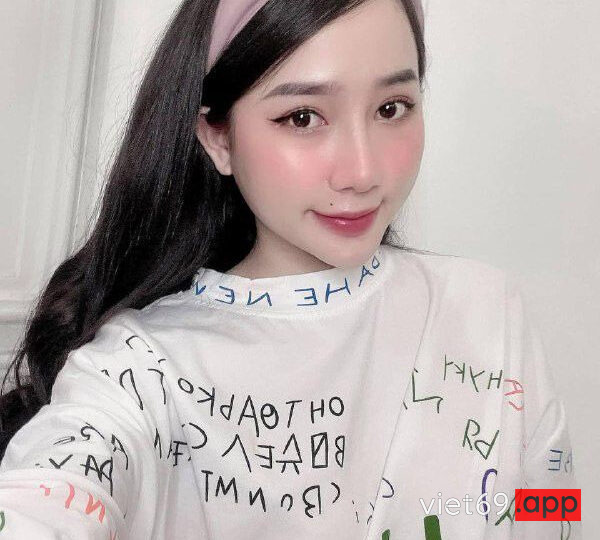 Ảnh 1 của Lộ clip sex em Yến Đỗ cô chủ shop dễ thương (Bản mới update 04-2025)