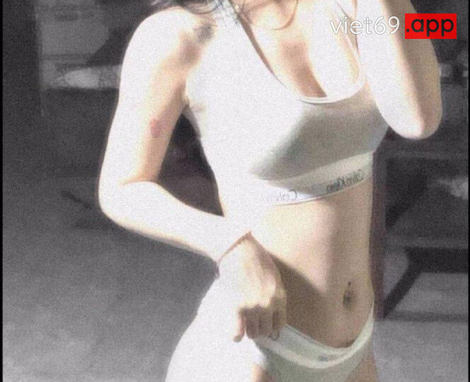 Ảnh 5 của Lộ clip sex gái xinh địt khẩu dâm anh nhớ đâm vào trong bắn nát lồn em (Full Clip + Pic)