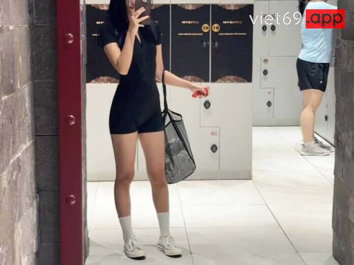 Ảnh 5 của Lộ clip sex gái xinh địt nhau với bạn trai cực hot (Full Clip + Pic)