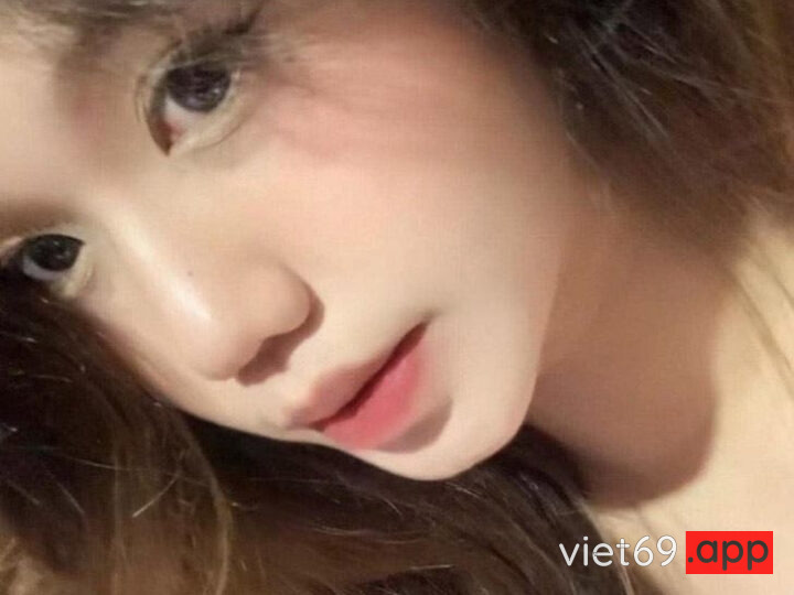 Ảnh 1 của Lộ clip sex Hà My 2k5 học cấp 3 THPT Trương Định