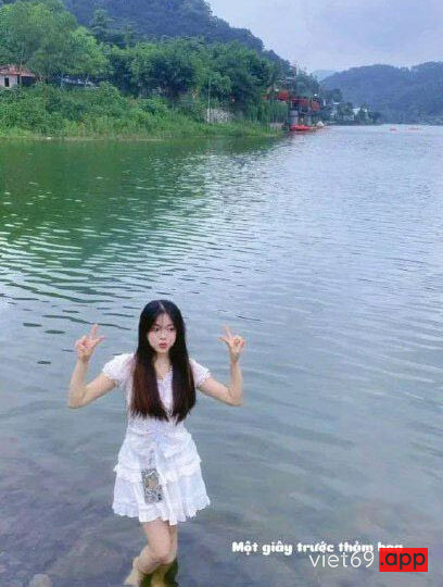 Ảnh 7 của Lộ clip sex Mai Hoa 2k8 vú to mặt xinh ngon hết nước chấm (Full Clip + Pic)