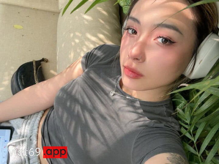 Ảnh 6 của Lộ clip sex Nguyễn Minh Hạnh mông to nhấp sướng không tả nổi (Full Clip + Pic)