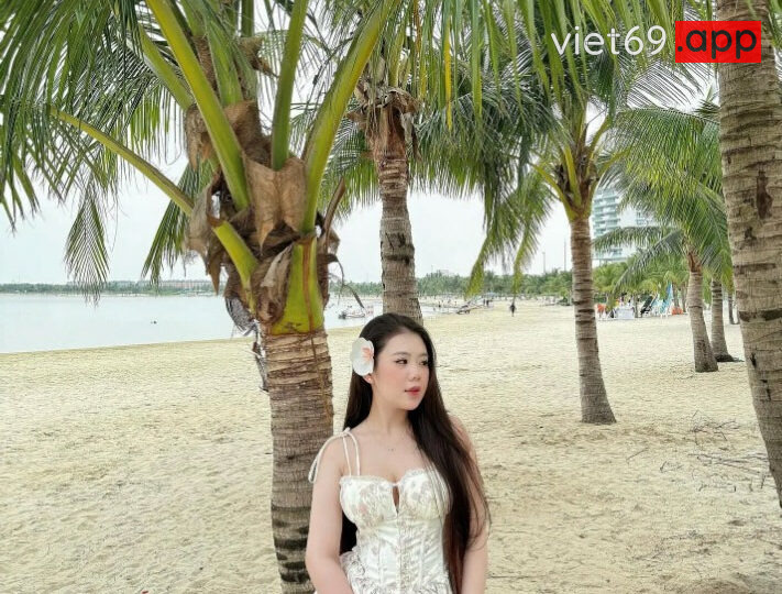 Ảnh 12 của Lộ clip sex Tiktoker dâm xinh yêu làm SGBB bị bố đường chịch rên la thảm thiết – Phần 2