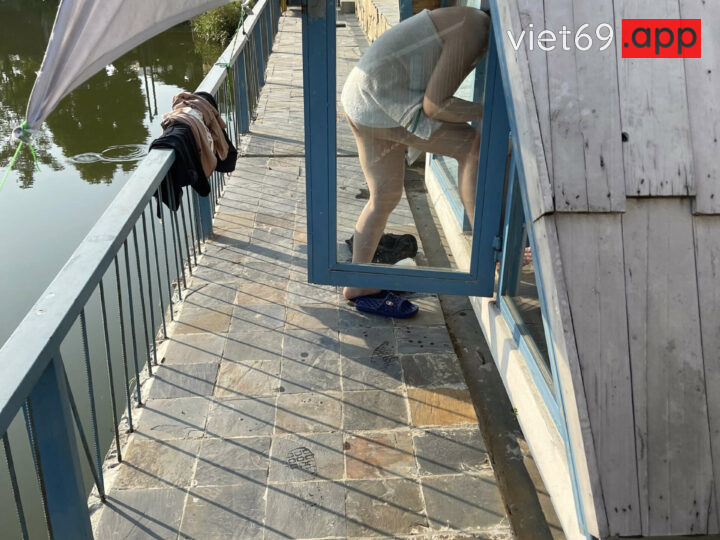Ảnh 2 của Lộ clip sex Tiktoker dâm xinh yêu làm SGBB bị bố đường chịch rên la thảm thiết – Phần 2