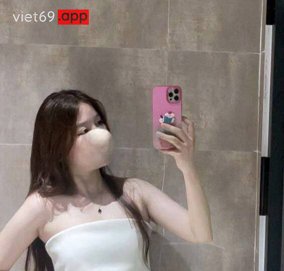Ảnh 1 của Ngày mưa cùng bé múi mít 2k3 làm 3 shot tê tái