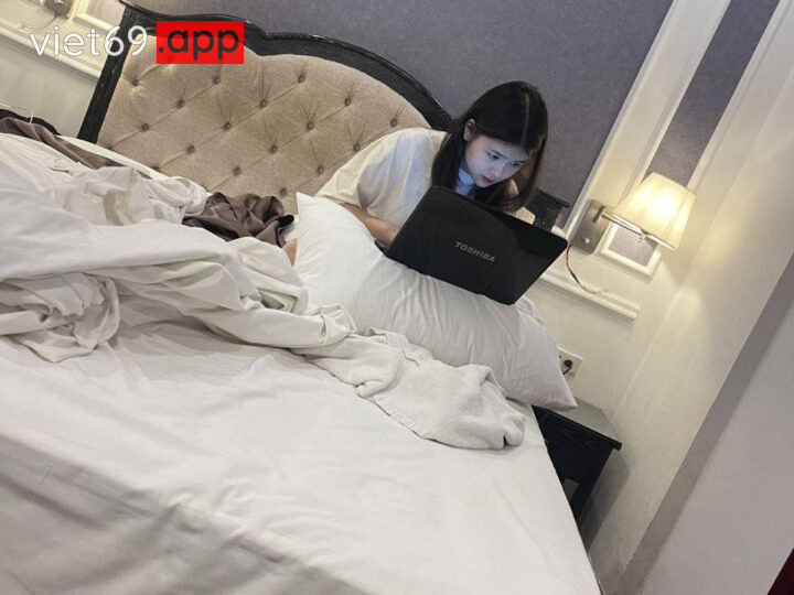 Ảnh 5 của Siêu phẩm chăn được em rau sinh viên cực xinh thích BDSM