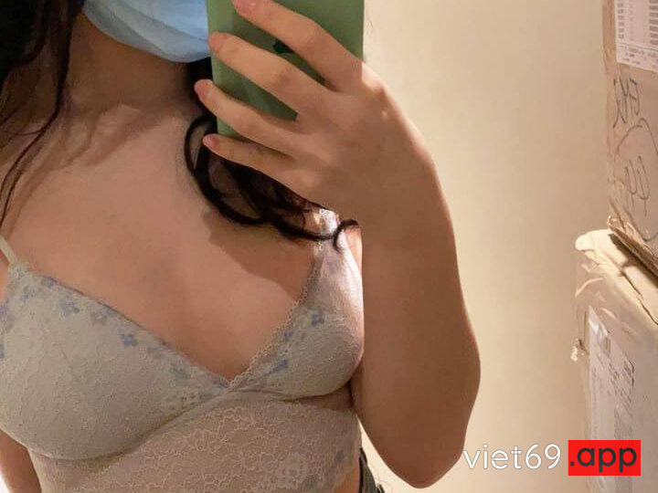 Ảnh 5 của Siêu phẩm Chịch em gái dâm dục với quả body cực nuột vú lồn đẹp rên sướng không che (Full Clip + Pic)