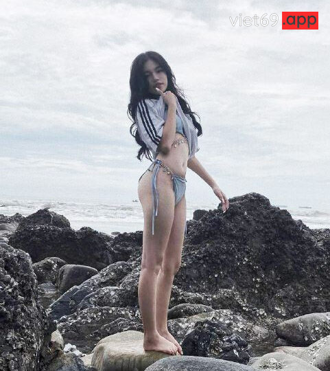 Ảnh 4 của Siêu phẩm đụ em dáng ngon mặt xinh cực dâm (Full Clip + Pic) – Phần 2