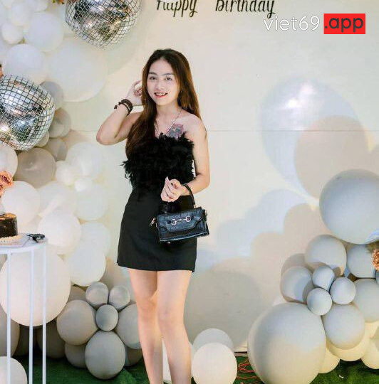 Ảnh 1 của Siêu phẩm em Lê Na 19t (cô chủ nhỏ) ngực bự, bím khít đụ rên cực nứng – Phần 2