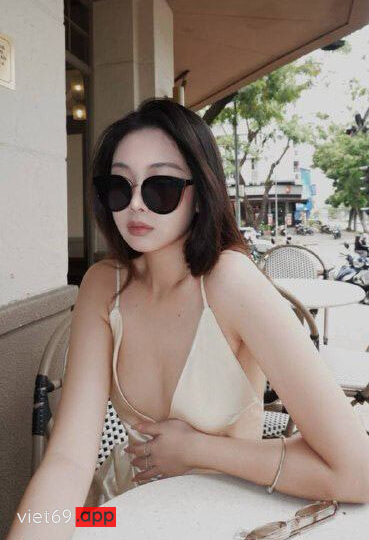 Ảnh 6 của Siêu phẩm Hot IG Nguyễn Hoàng Bảo Khanh người tình không bao giờ cưới