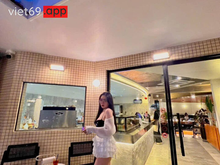 Ảnh 3 của Siêu phẩm Ivy Nguyễn 2k3 dâm đãng vú bự doggy xuất trong nhầy nhụa