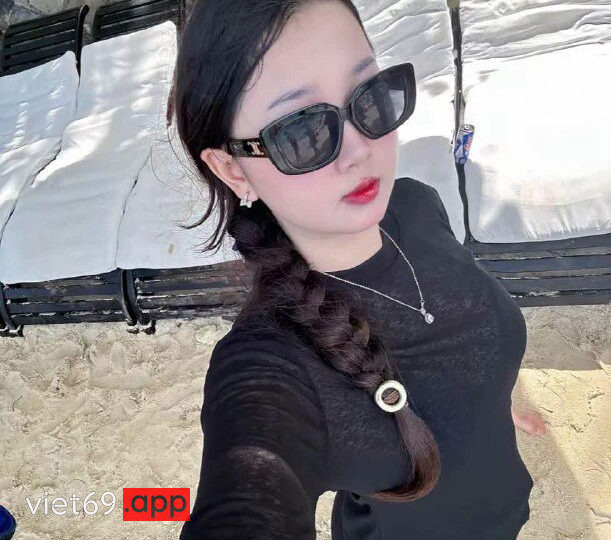 Ảnh 6 của Thanh niên địt nhau với em học sinh cấp 3 mặc áo dài