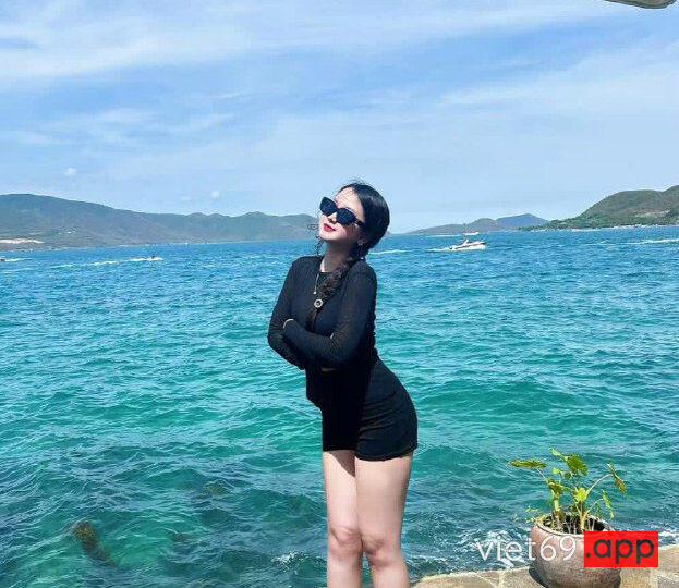 Ảnh 8 của Thanh niên địt nhau với em học sinh cấp 3 mặc áo dài