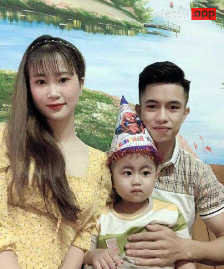 Ảnh 14 của Thanh niên xăm trổ địt mạnh vào chiếc lồn dâm của vợ