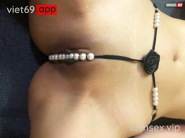 Ảnh 4 của Vợ cuồng dâm thích chồng địt mạnh bạo BDSM