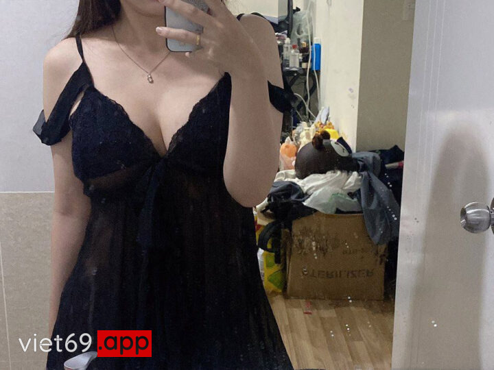 Ảnh 11 của Vợ dâm đãng gái 1 con xinh xắn thích BDSM (Full Clip + Pic) – Phần 1