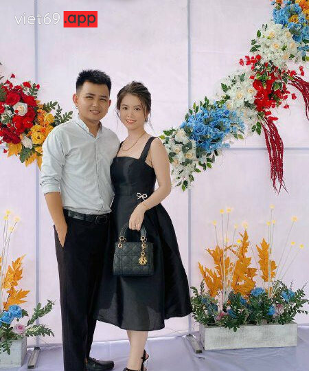 Ảnh 14 của Vợ dâm đãng thích thả rông đụ public (Full Clip + Pic)