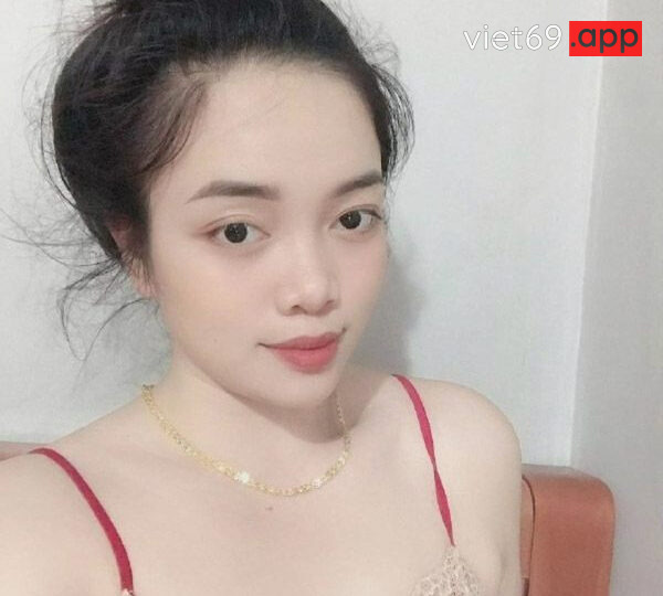 Ảnh 1 của Vợ dâm vú to dùng vú kẹp cu chồng và bị chồng đụ